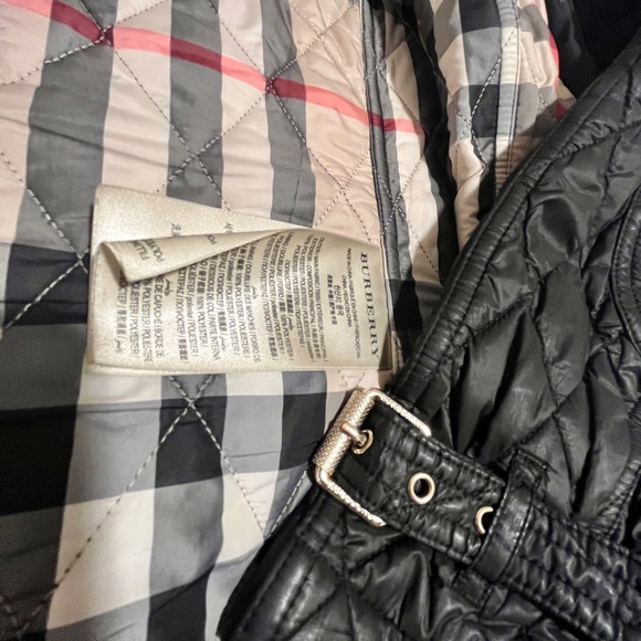Burberry Brit Quilted Coat size M with Hood-NO BELT!! - Picture 8 of 14